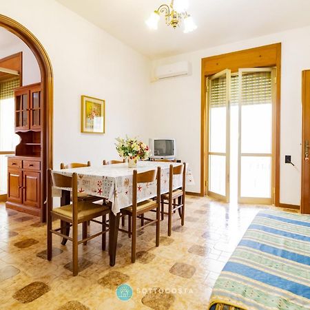 Moon & Sun Flat - Sant'Isidoro Apartment Sant Isidoro  Ngoại thất bức ảnh