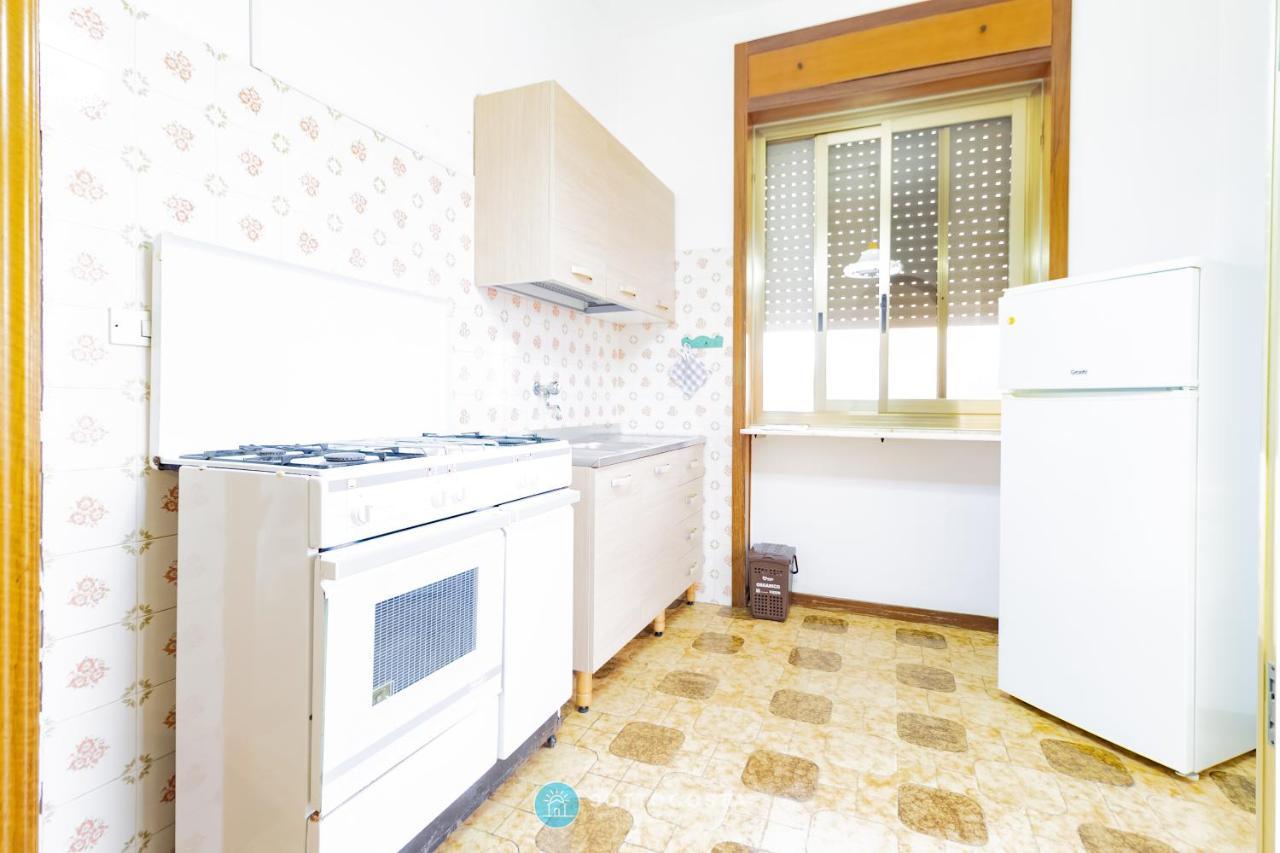 Moon & Sun Flat - Sant'Isidoro Apartment Sant Isidoro  Ngoại thất bức ảnh