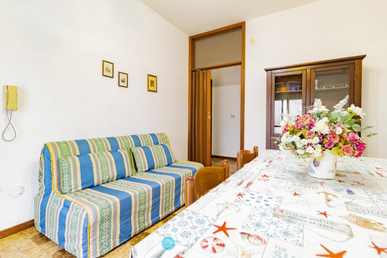 Moon & Sun Flat - Sant'Isidoro Apartment Sant Isidoro  Ngoại thất bức ảnh